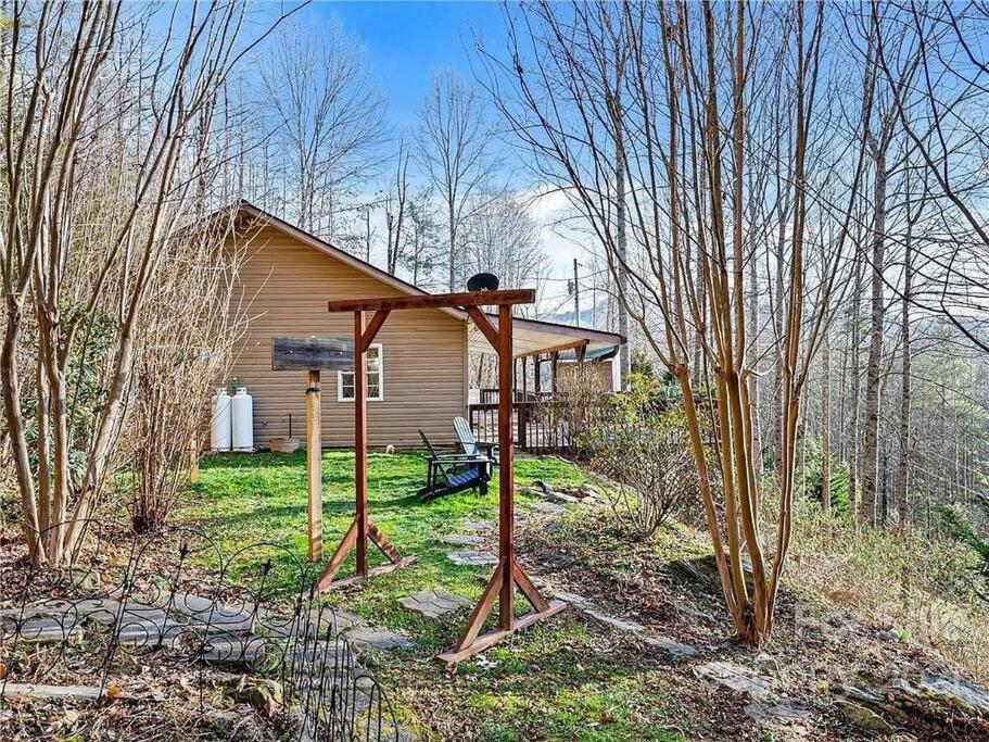 Misty Mountain Cottage Waynesville Exterior foto